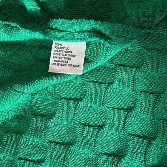 EXCLUSIVELY MISOOK Women’s Kelly Green Knit Cardigan Sweater Jacket, 0X - Picture 13 of 15